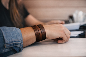 Kunstlederarmbänder